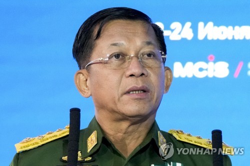 미얀마 군정, 저항 거센 37개구에 계엄령 선포