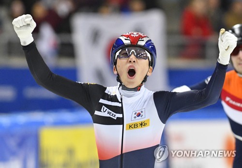 With 2 gold medals, short tracker Park Ji-won closes in on World Cup overall title