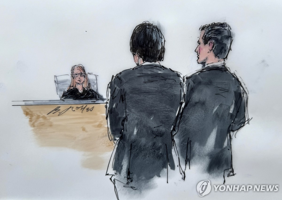 12일(현지시간) LA 법원에서 미즈하라 잇페이가 심문을 받는 장면을 그린 스케치