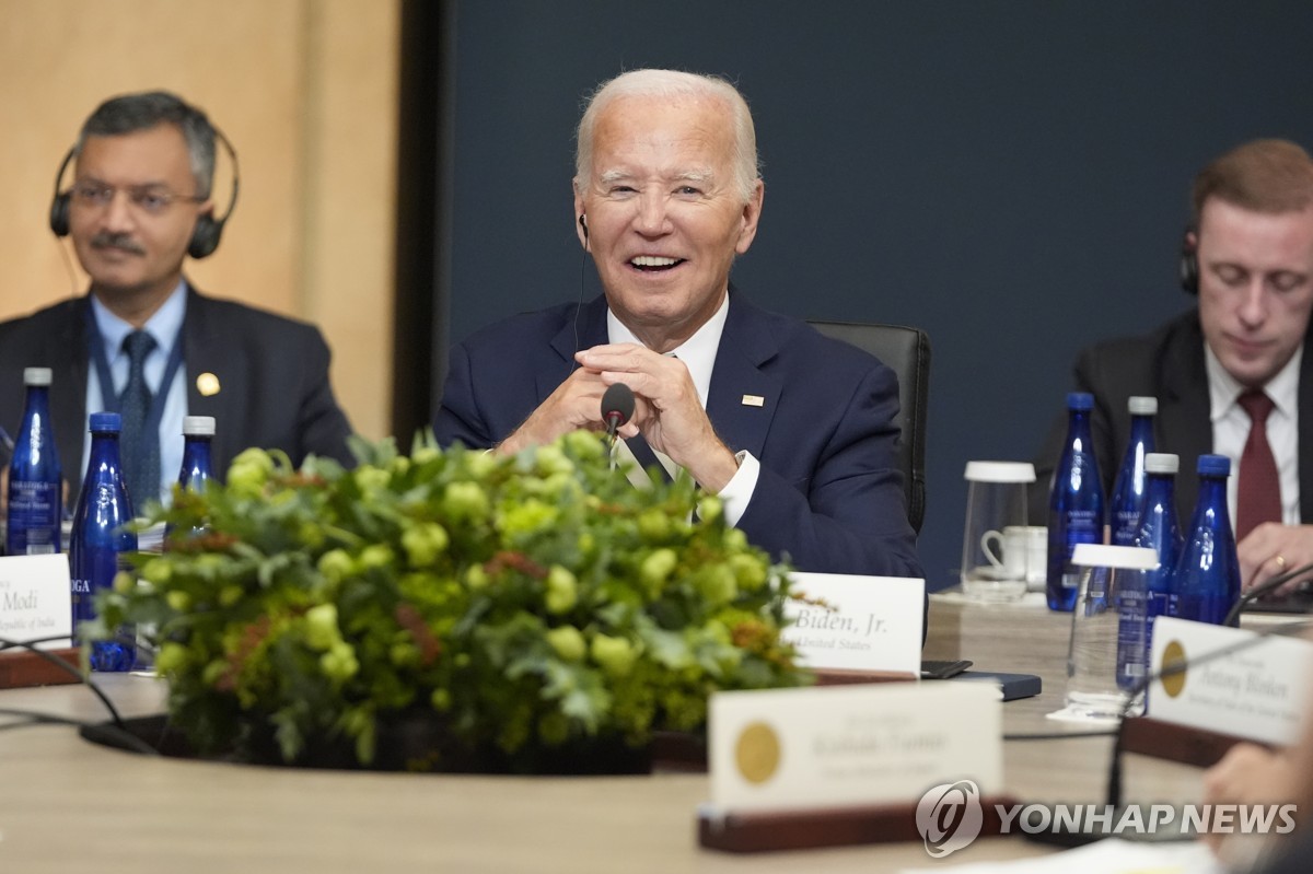 El presidente Joe Biden asiste a una cumbre del Quad en la Academia Archmere en Delaware el 21 de septiembre de 2024, en esta foto publicada por Associated Press. (Yonhap)