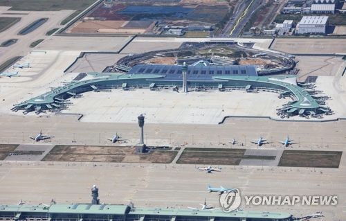 택시 타고 대전행…인천공항서 도주한 외국인 1명 검거(종합)