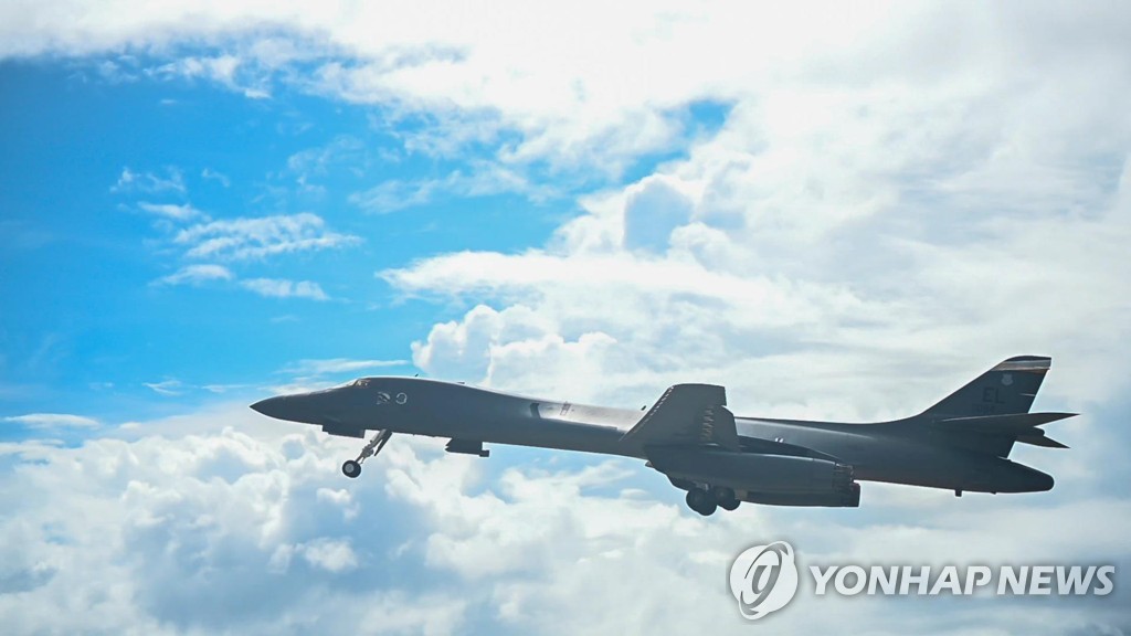 韓国、中国を破壊する新世代戦闘機をテスト - YouTube