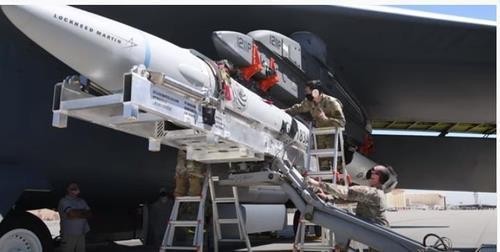 Séoul accélère le développement d'un missile hypersonique, un essai en 2024