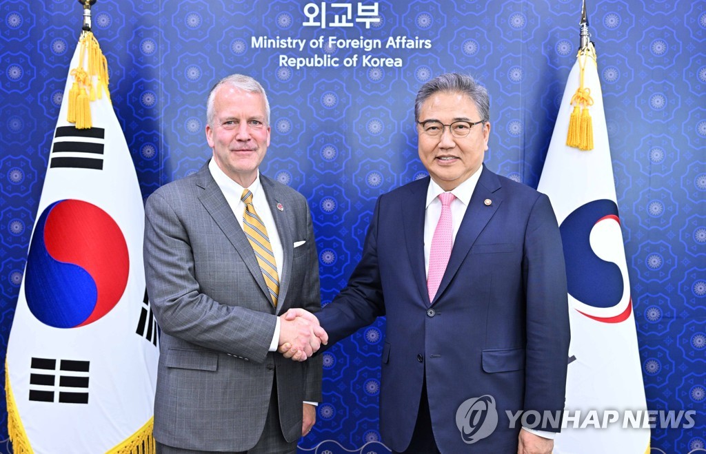 박진, 댄 설리번 美상원의원 면담