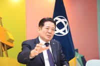 "리더의 덕목에 대해 서술하시오"…논술시험 본 안양시 공무원들