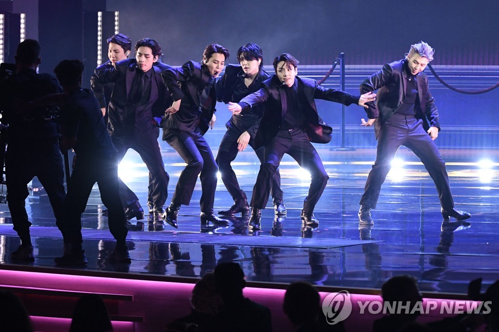 K-pop group BTS performs during the 64th Grammy Awards in Las Vegas on April 3, 2022, in this AFP photo. (Yonhap) 
