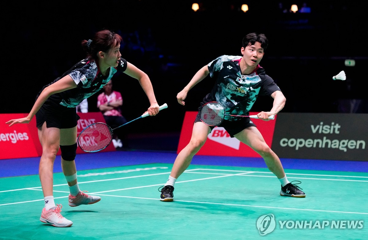 서승재(오른쪽)-채유정  [AFP=연합뉴스]