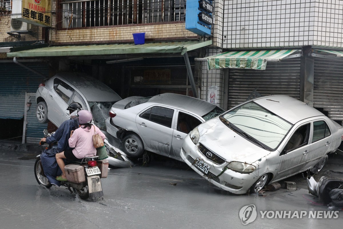 태풍 라가사 강타한 대만 화롄현