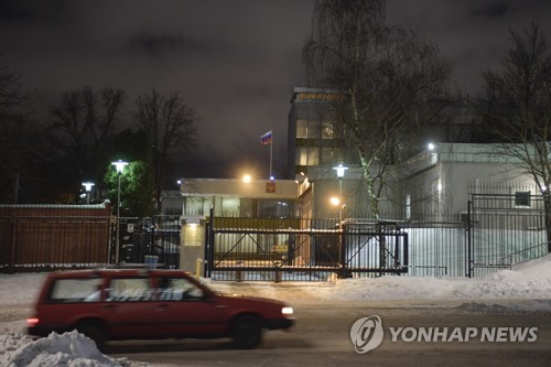 스웨덴, 러시아 외교관 5명 추방…"비엔나협약 위반 활동"