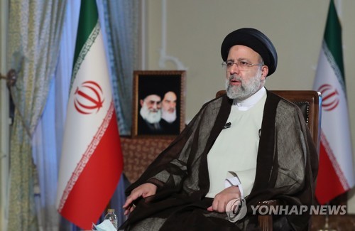 이란 대통령 "미, 제재 풀어 핵협상 재개 진정성 보여라"