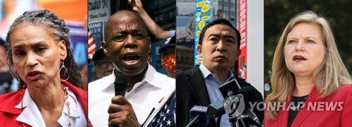 [AFP=연합뉴스] 뉴욕시장 후보인 마야 와일리, 에릭 애덤스, 앤드루 양, 캐스린 가르시아(좌측부터)