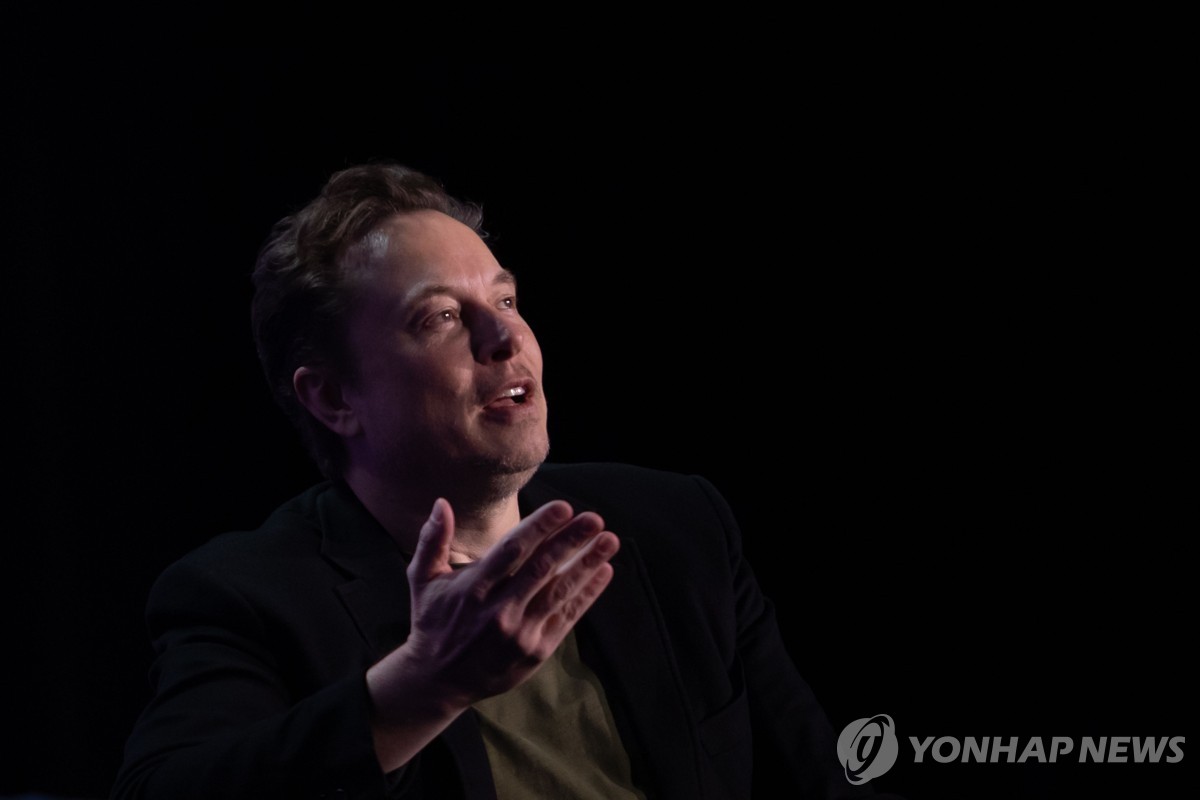 머스크, AI 데이터센터에 '올인'…"xAI, 또 16조원 조달" 관련 이미지1