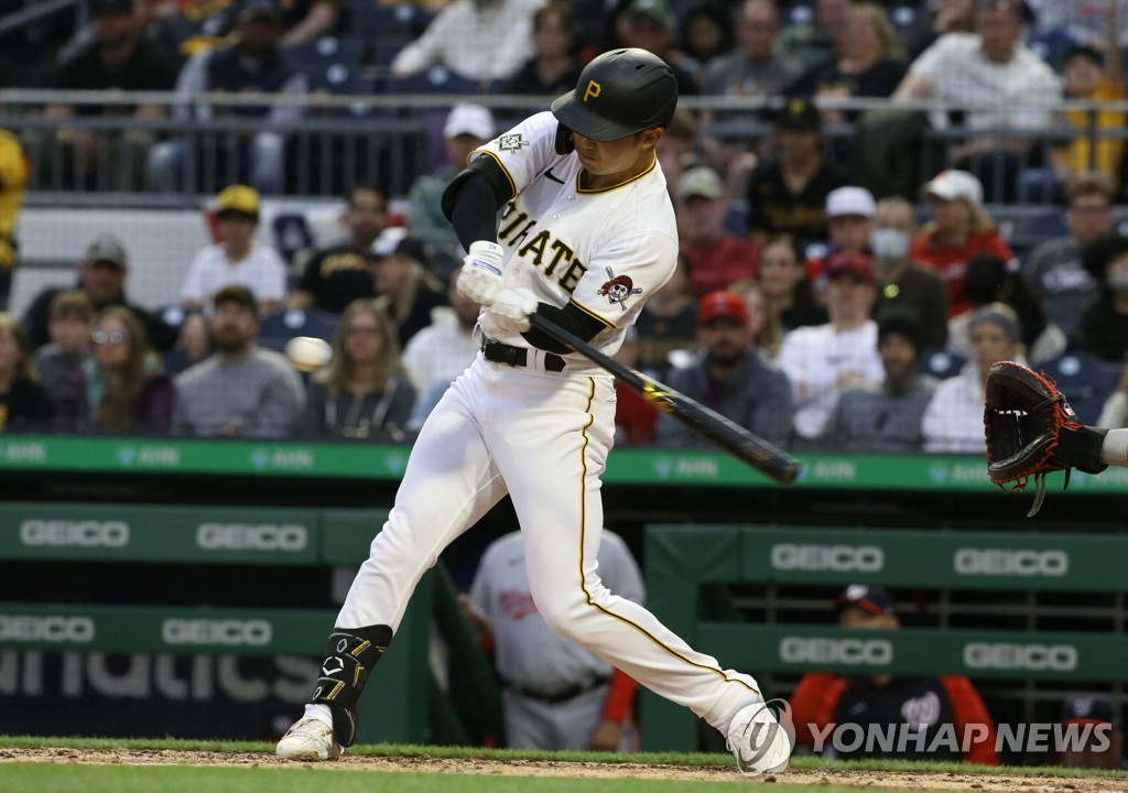 Pirates' Park Hoy-jun optioned to Triple-A