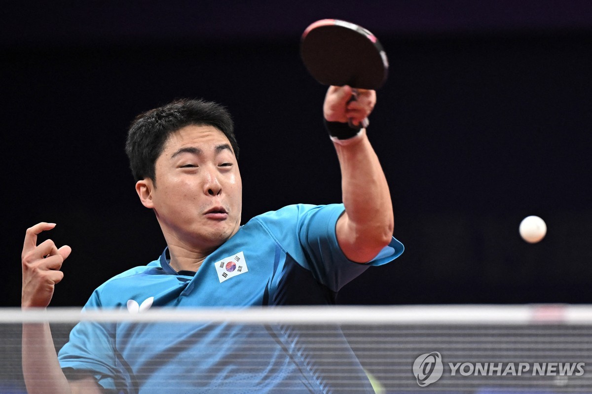 S. Korea secures at least silver in men's table tennis team; women take  bronze