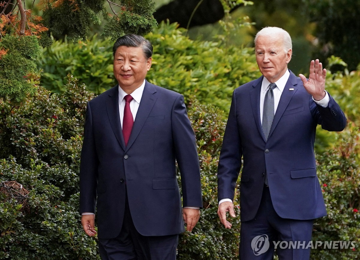 지난해 11월 열린 APEC 정상회의를 계기로 만난 미·중 정상 