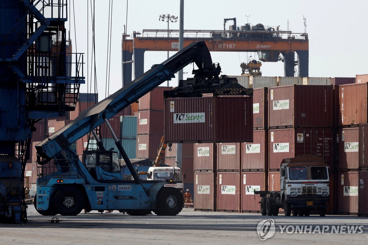 "인도·영국 내주 FTA 협정 체결…전기차·섬유 등 포…