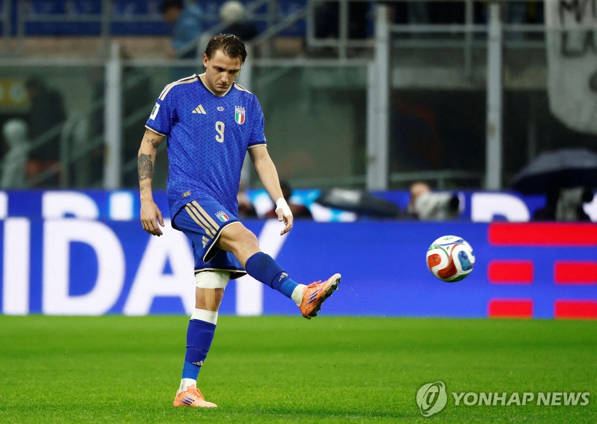 실망한 이탈리아의 마테오 레테기