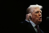 '트럼프판' 국가안보전략 "대만방어 최우선…韓국방지출 늘려야"