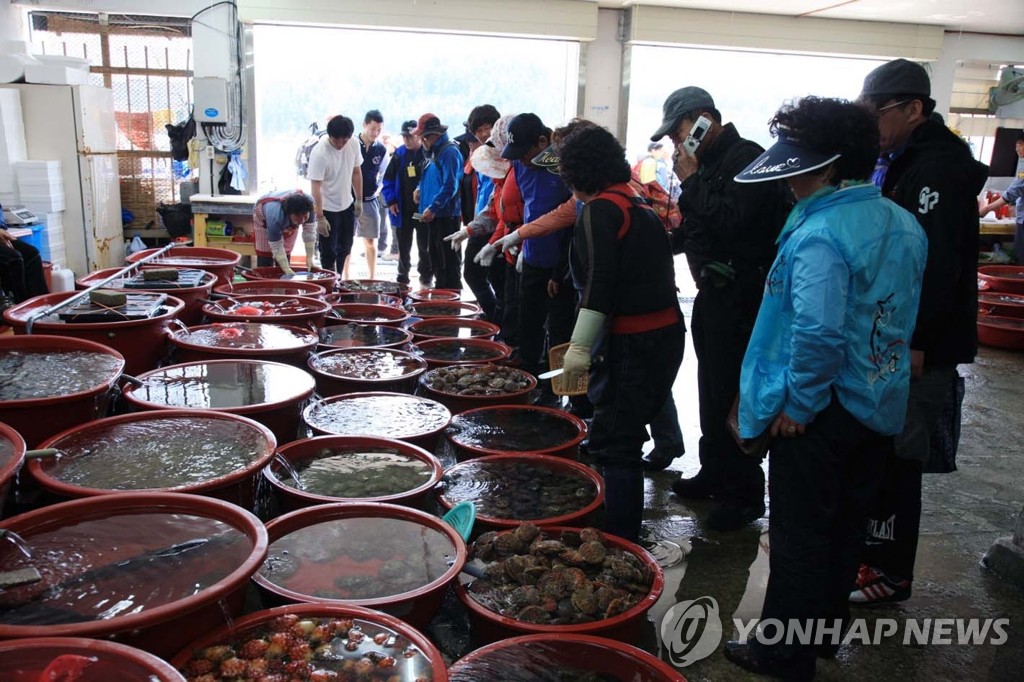 메르스 때문에…동해 싱싱 수산물 축제 무기 연기 | 연합뉴스