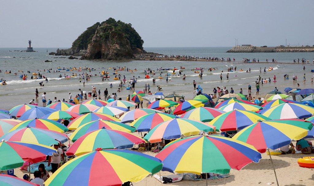 태안여행 안면도 삼봉해수욕장 조개잡이 해피트리 펜션 1