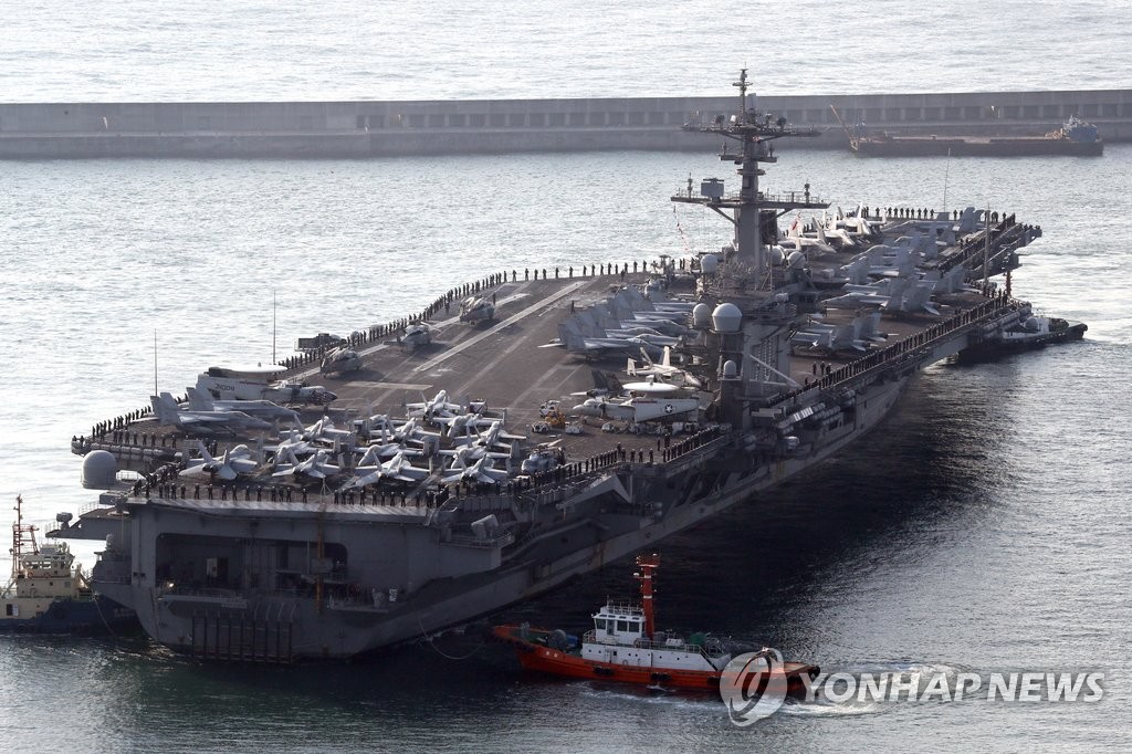 北に強い警告メッセージ　米原子力空母が釜山入港