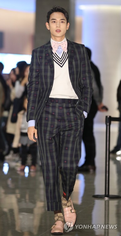 韓流］SHINeeのベストアルバム オリコン1位 | 聯合ニュース