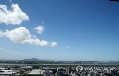 [날씨] 내일 흐리다 차차 맑아져…낮 기온 평년 수준