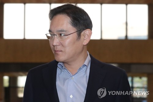 이재용, 반도체 소재 '재고 비상'에 일본으로 출국(종합)