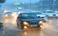 밤사이 한라산 321㎜ 폭우…오늘 오후까지 최고 150㎜ 비