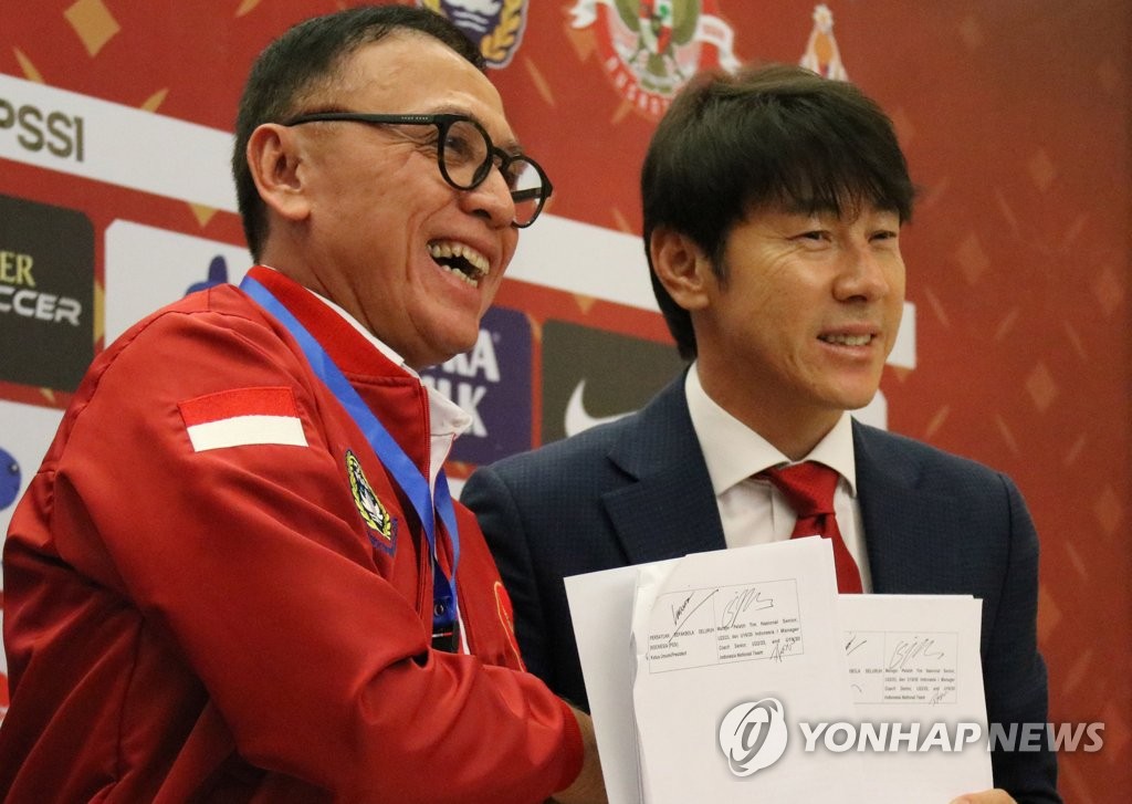 신태용, 인도네시아 축구 대표팀과 4년 계약