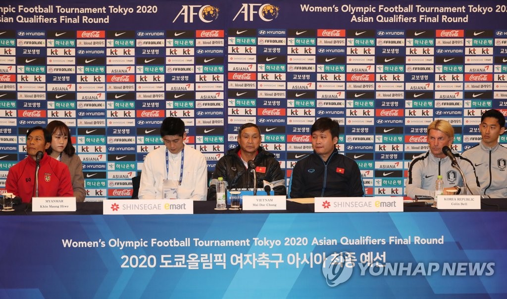 올림픽 여자축구 아시아 최종예선 기자회견 | 연합뉴스