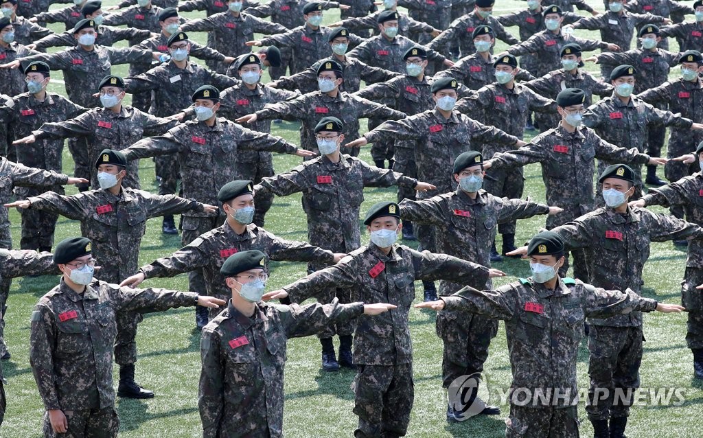 [인구정책] 2025년 20세 남성 23만명…병역인구 5년 만에 31% 급감