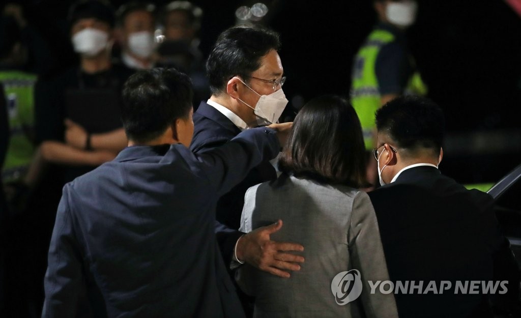 サムスントップ逮捕状棄却　４４％「同社を意識した決定」＝韓国世論調査