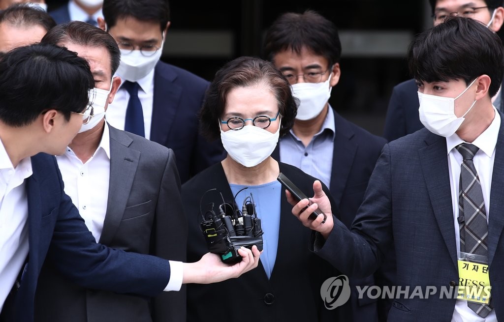 Korean Air matriarch gets suspended sentence for assaulting employees