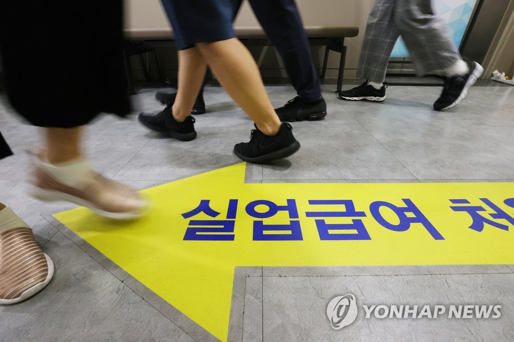 失業率３．６％に悪化　失業者は１００万人に＝韓国