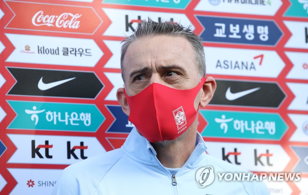 Paulo Bento, head coach of the South Korean men's national football team, speaks to reporters at the National Football Center in Paju, Gyeonggi Province, on Oct. 5, 2020. (Yonhap)