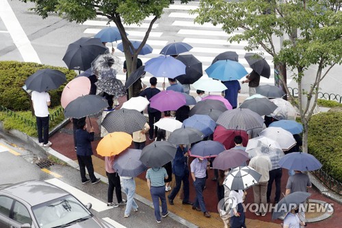 南部地方で非常に激しい雨　６日までに３００ミリ予想も＝韓国 - 1