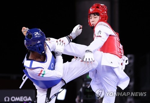 (LEAD) (Olympics) S. Korean Jang Jun wins bronze in men's taekwondo