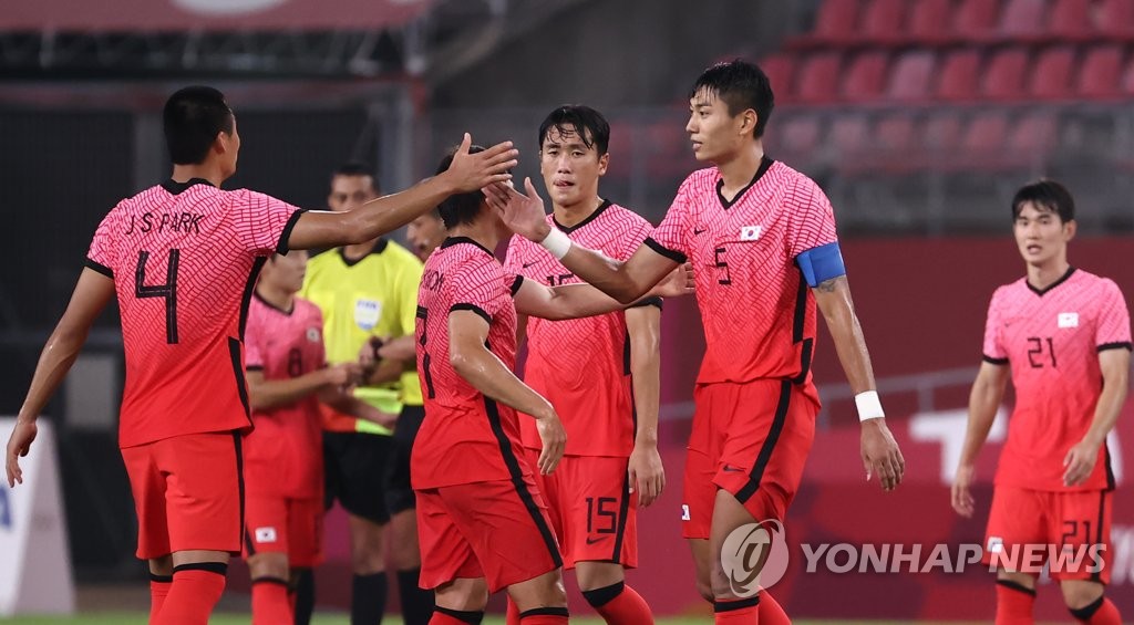 (Olympics) On verge of football knockouts, S. Korea not about to settle for draw