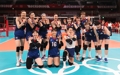 Members of the South Korean women's volleyball team celebrate their victory over Turkey in the quarterfinals of the Tokyo Olympic women's volleyball tournament at Ariake Arena in Tokyo on Aug. 4, 2021. (Yonhap)
