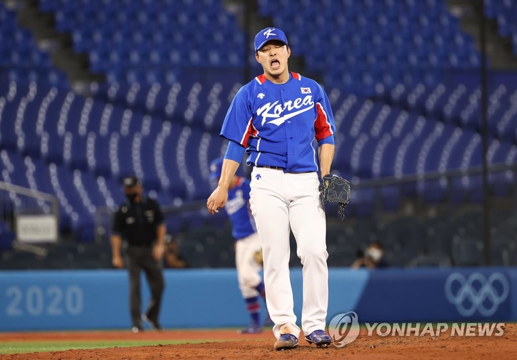 In the Aug. 5, 2021, file photo, Choi Won-joon of South Korea reacts to a ball call against the United States during the bottom of the sixth inning of the teams' semifinal game of the Tokyo Olympic baseball tournament at Yokohama Stadium in Yokohama, Japan. (Yonhap)