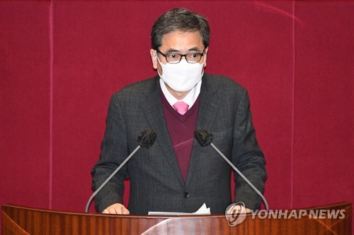 경찰, '문대통령 가족 명예훼손' 곽상도 의원 불송치