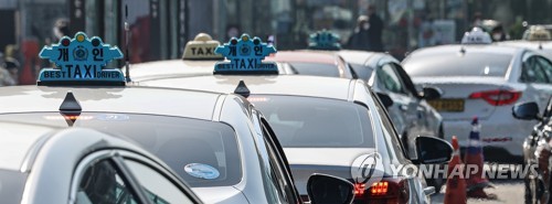택시 부제 해제 검토에 포항 법인택시 반발…"감차 정책과 모순"