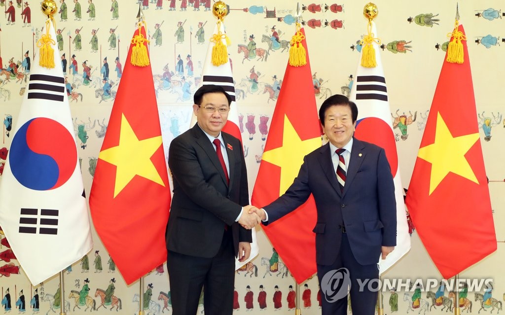 Parliamentary leaders of S. Korea, Vietnam meet