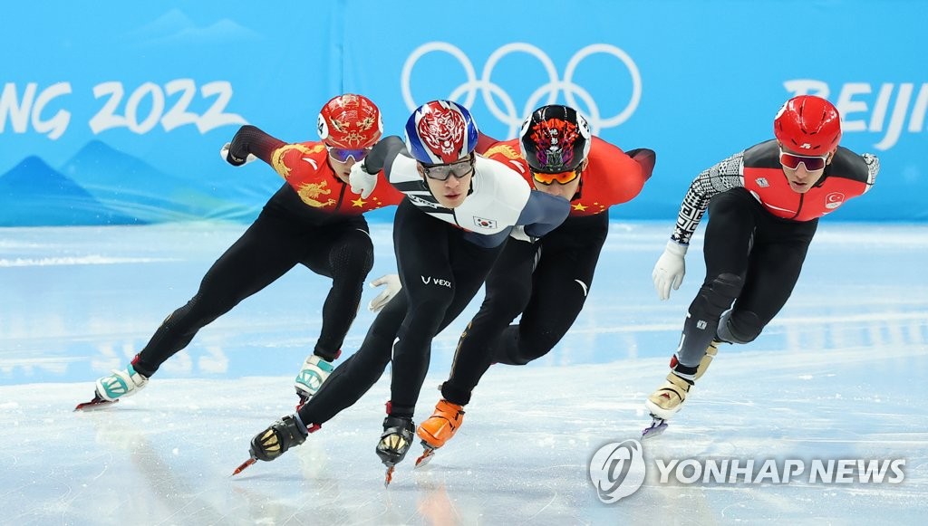 لاعب التزلج السريع على المضمار القصير "هوانغ ديه-هون"‏