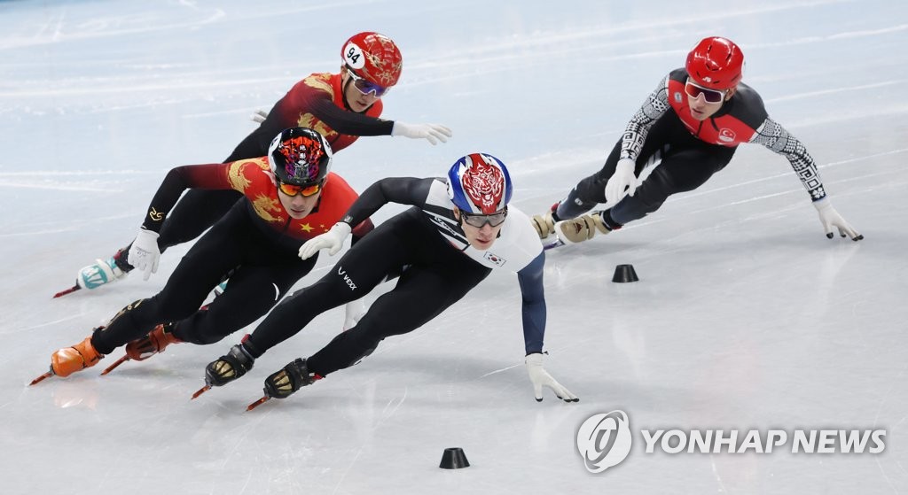 [올림픽] 황대헌, 실격 판정의 순간