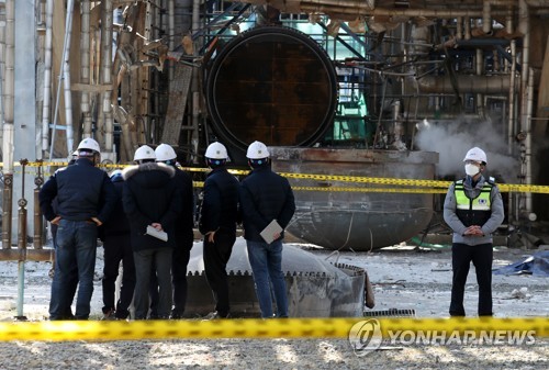 '8명 사상 폭발' 여수 여천NCC 공장·협력업체 압수수색(종합2보)