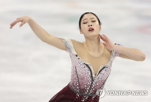 You Young y Kim Ye-lim terminan entre las 10 primeras en patinaje artístico femenino