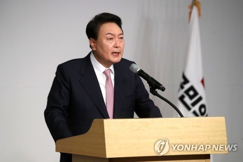 尹, '광화문 대통령실' 민관 합동위 개편 추진…외국인에도 개방(종합)