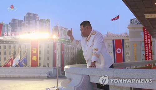 조선신보 "美가 제재·군사위협 수위 높여도 北국방발전 계속"